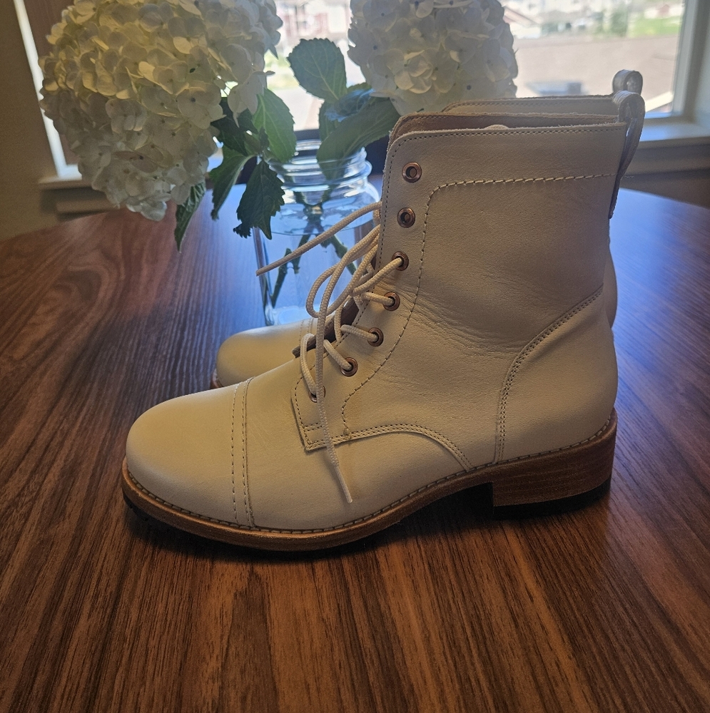 Patina Leather Women's White Leather Boots